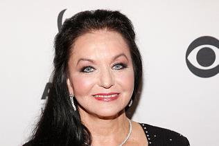 crystal gayle tour dates 2023