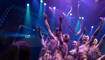 PARKING PASSES ONLY The Hook