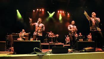 Grupo Niche with Maelo Ruiz, Peter Manjarres and Kinito Mendez