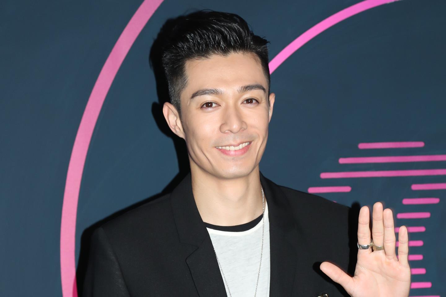 Pakho Chau Tickets Pakho Chau Tour Dates and Concert Tickets viagogo