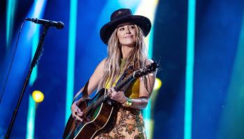 PARKING PASSES ONLY Lainey Wilson