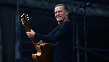 Bryan Adams