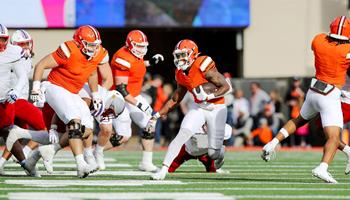 Cincinnati Bearcats at Oklahoma State Cowboys Football