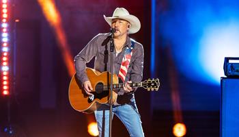 PARKING PASSES ONLY Jason Aldean