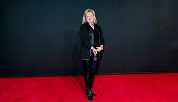 Chonda Pierce