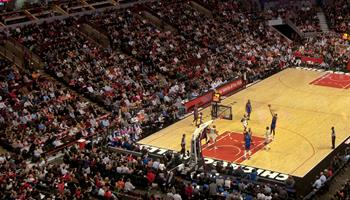 Toronto Raptors at Chicago Bulls Tickets - 10/27/23 at United Center in  Chicago, IL