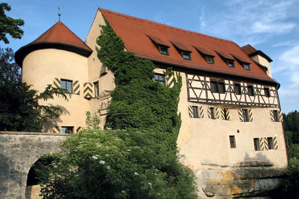 Naturparadies Burg Rabenstein AHORNTAL