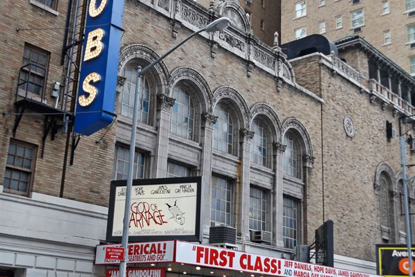 Billets The Outsiders Bernard B Jacobs Theatre New York | mer. 10 avr ...