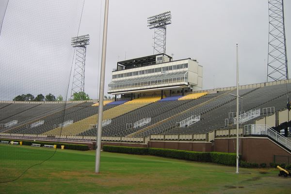 Dowdy-Ficklen Stadium