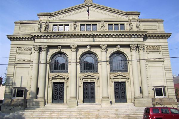 Cincinnati Memorial Hall